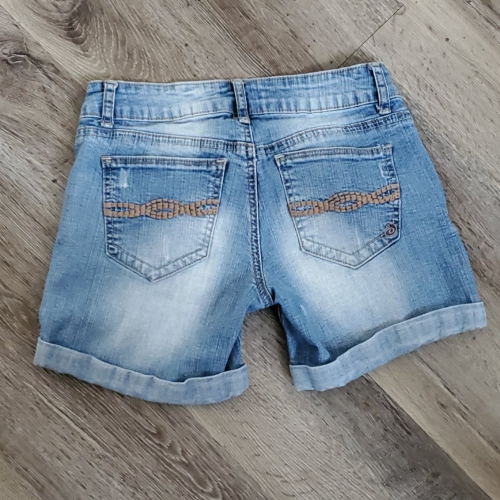 Indigo Rein Distressed Jean Shorts - Picture 5 of 7